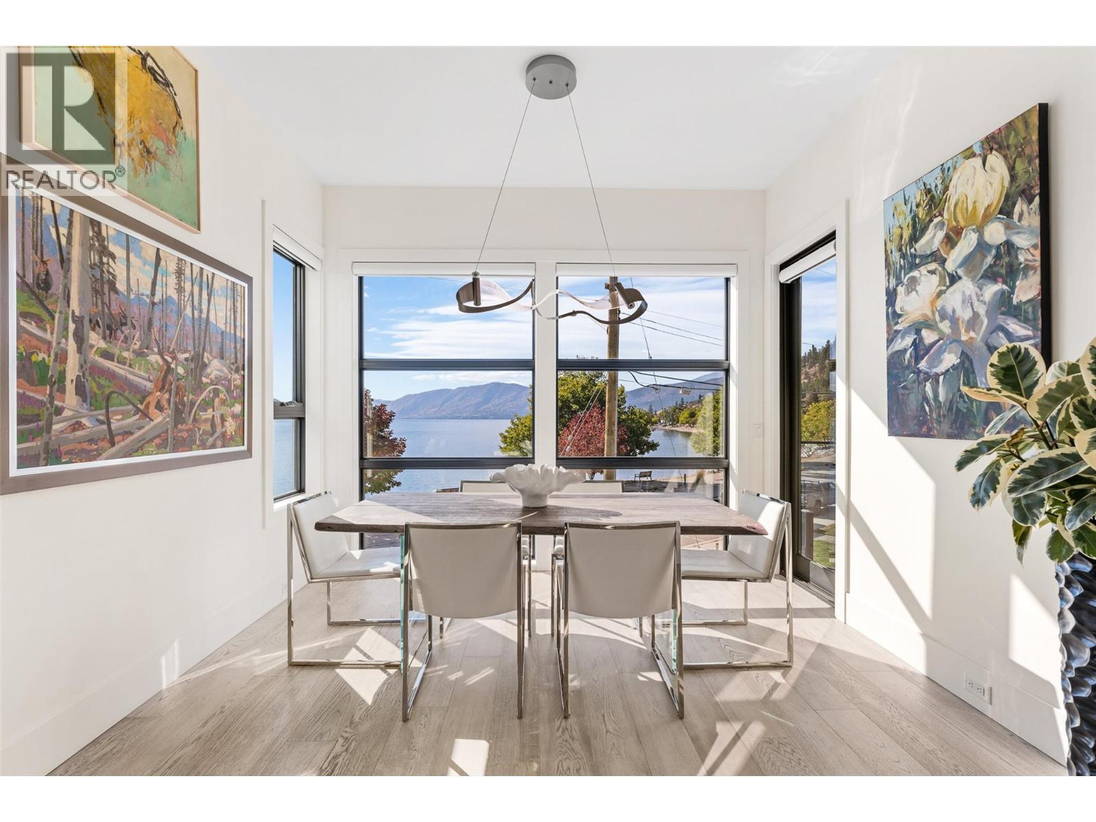 4364 Beach Avenue Unit# 1, Peachland, BC - Indoor Photo Showing Dining Room