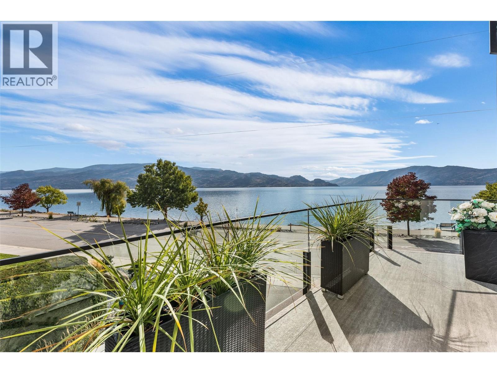 4364 Beach Avenue Unit# 1, Peachland, BC - Outdoor With Body Of Water With View