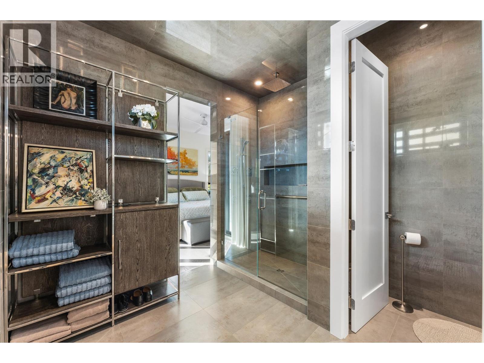 4364 Beach Avenue Unit# 1, Peachland, BC - Indoor