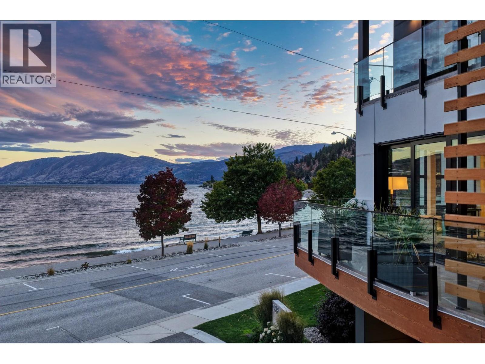 4364 Beach Avenue Unit# 1, Peachland, BC - Outdoor With Body Of Water With View