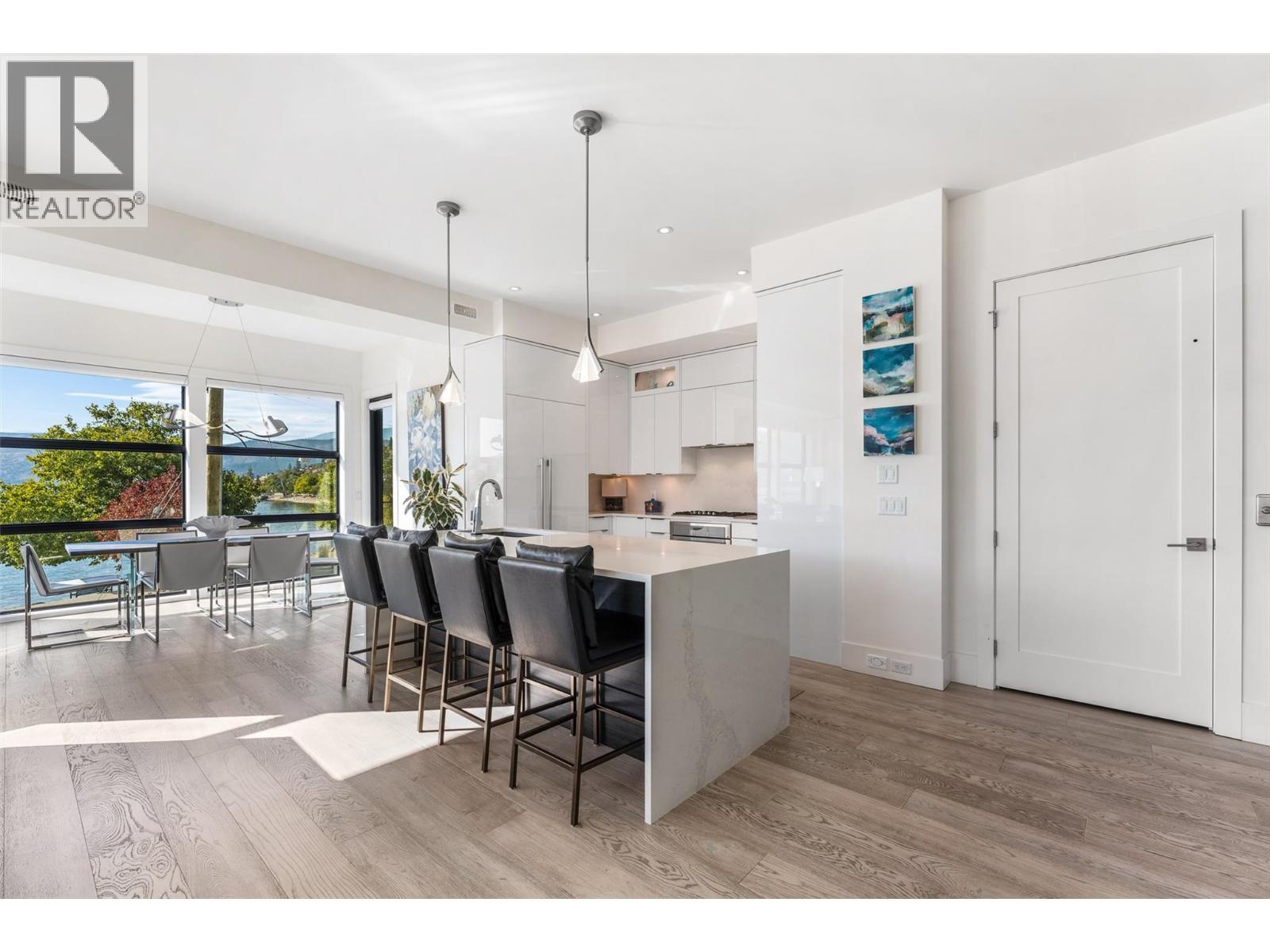 4364 Beach Avenue Unit# 1, Peachland, BC - Indoor