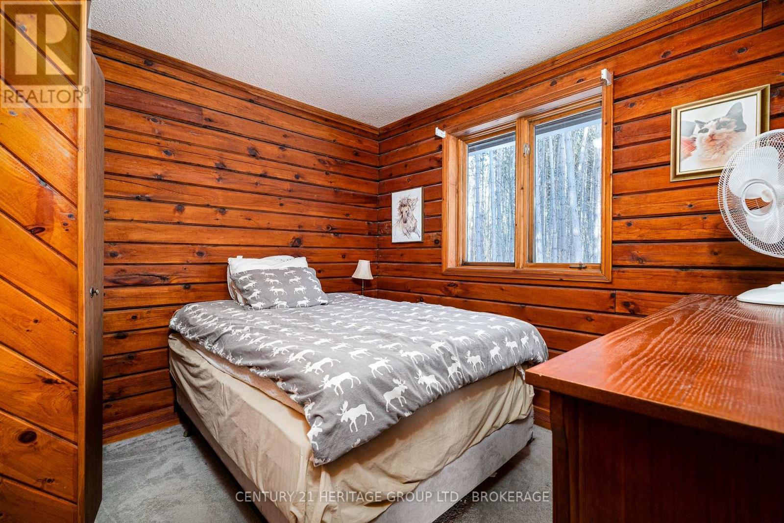 19 Mccrea Court E, Tweed (Hungerford (Twp)), ON - Indoor Photo Showing Bedroom