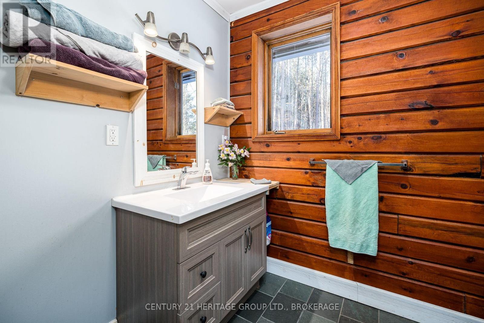 19 Mccrea Court E, Tweed (Hungerford (Twp)), ON -