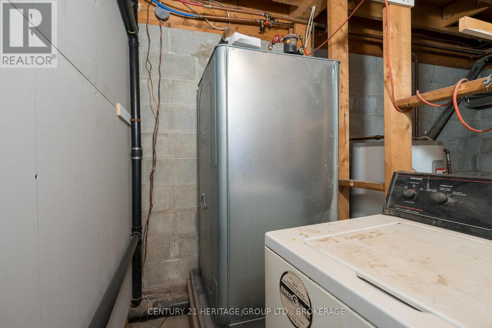 19 Mccrea Court E, Tweed (Hungerford (Twp)), ON - Indoor