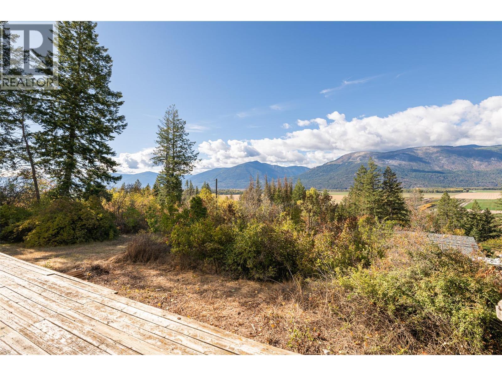 5662 3A Highway, Wynndel, BC - Outdoor With View