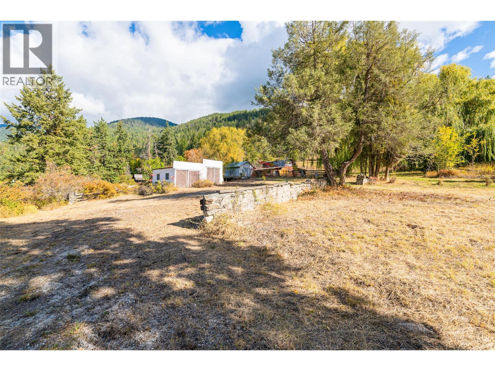 5662 3A Highway, Wynndel, BC - Outdoor With View