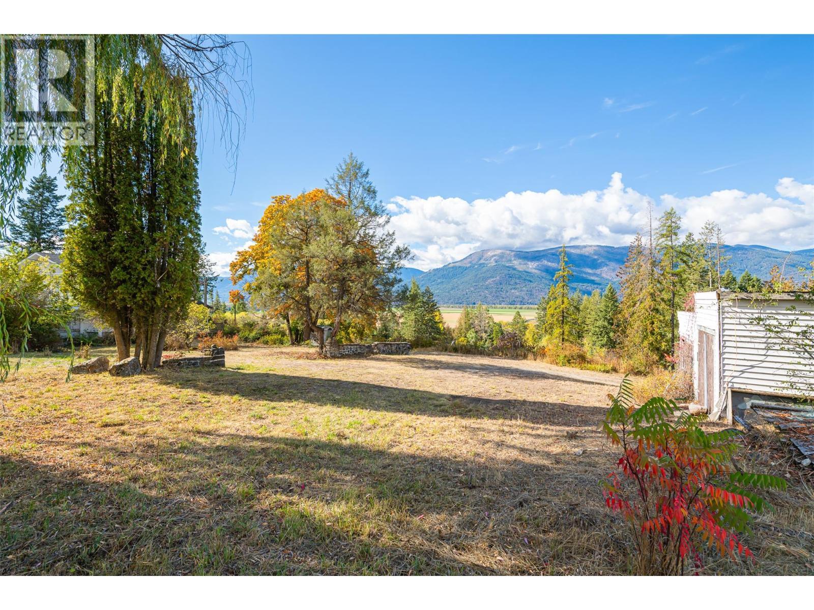 5662 3A Highway, Wynndel, BC - Outdoor With View