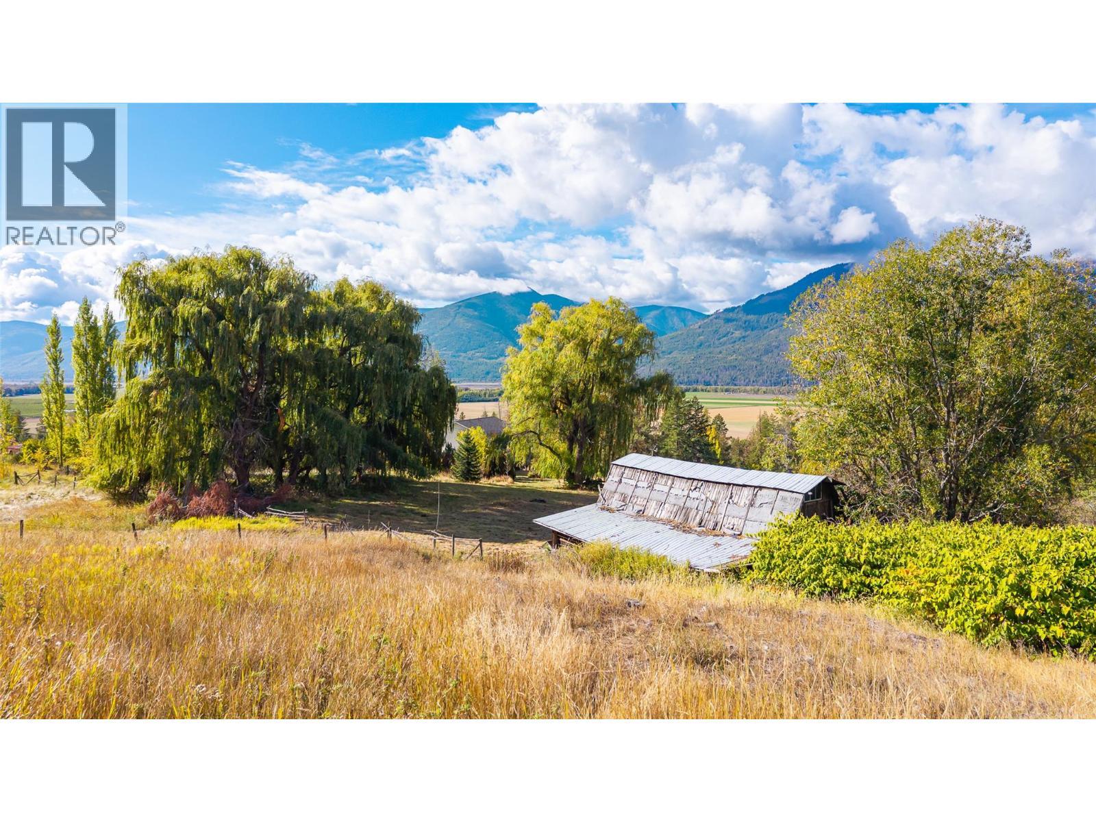 5662 3A Highway, Wynndel, BC - Outdoor With View