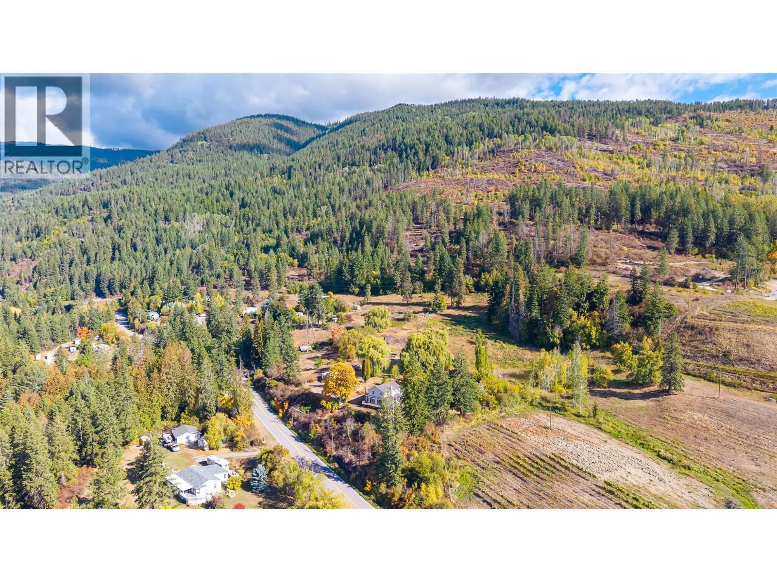 5662 3A Highway, Wynndel, BC - Outdoor With View