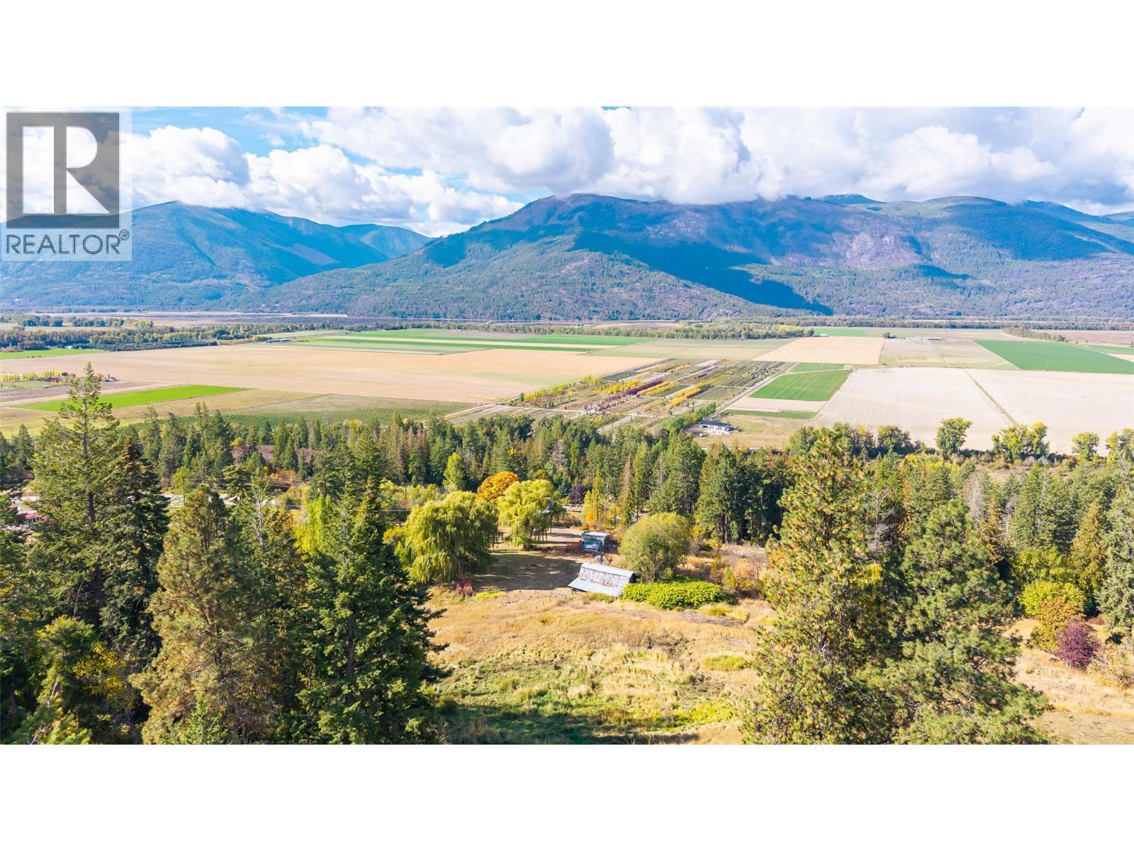 5662 3A Highway, Wynndel, BC - Outdoor With View