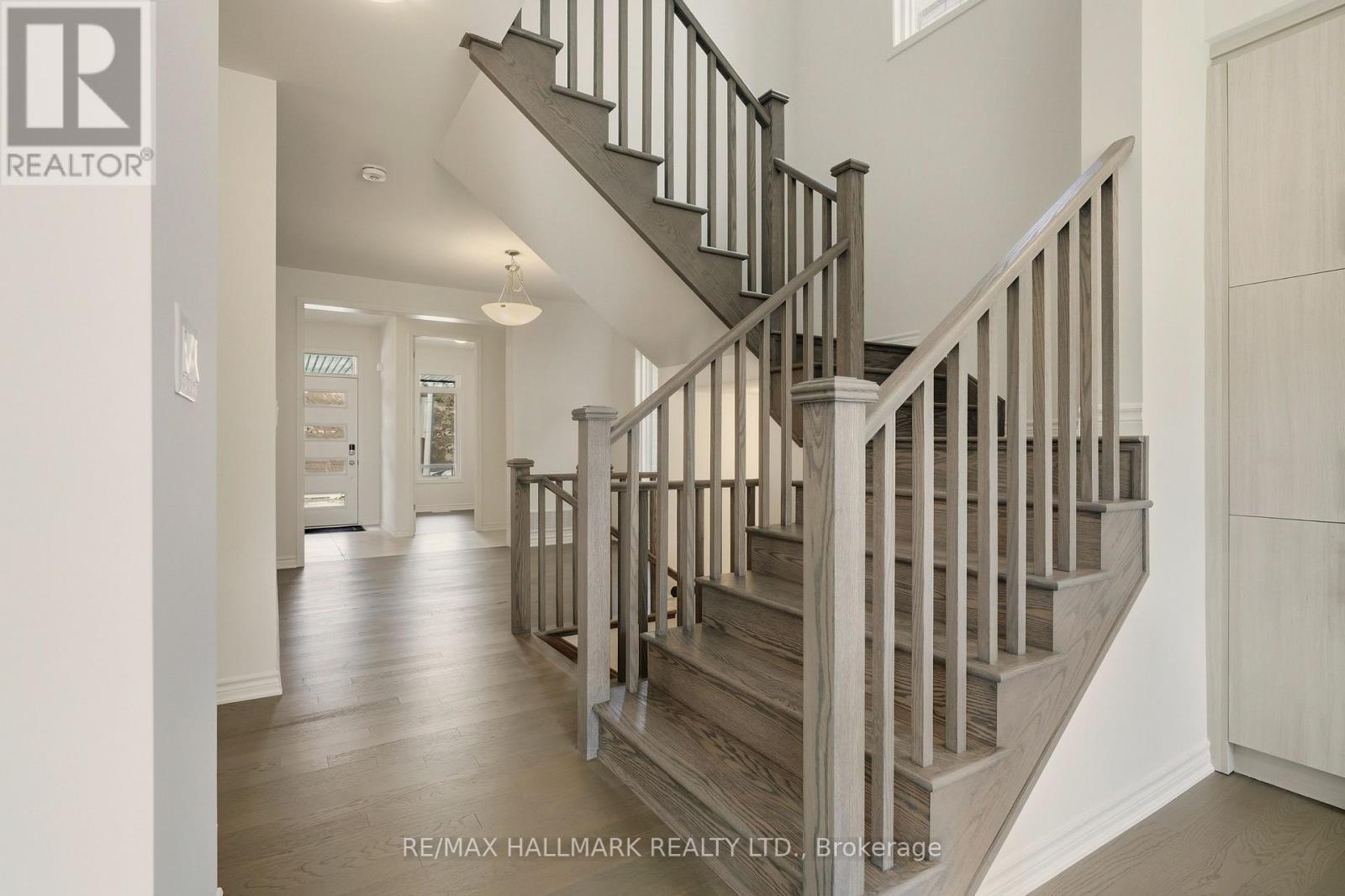 363 Reid Drive W, Barrie, ON - Indoor Photo Showing Other Room