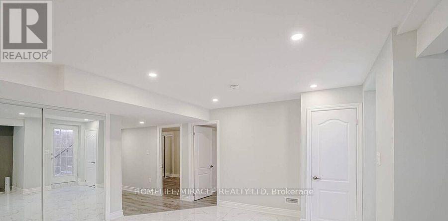 53 Emerald Coast Trail, Brampton, ON - Indoor Photo Showing Other Room