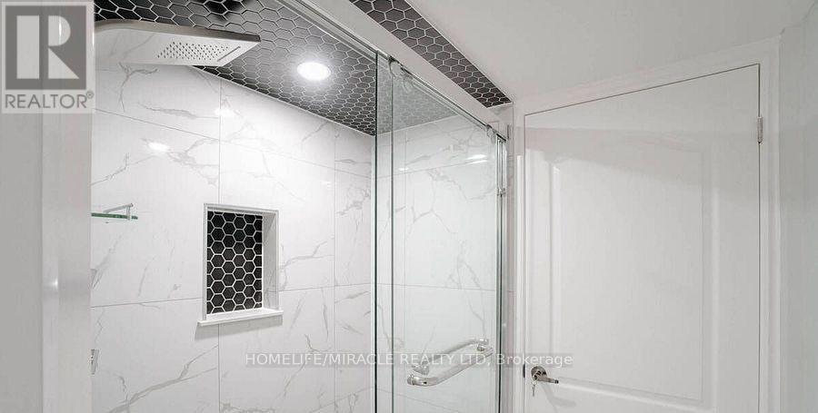 53 Emerald Coast Trail, Brampton, ON - Indoor Photo Showing Bathroom