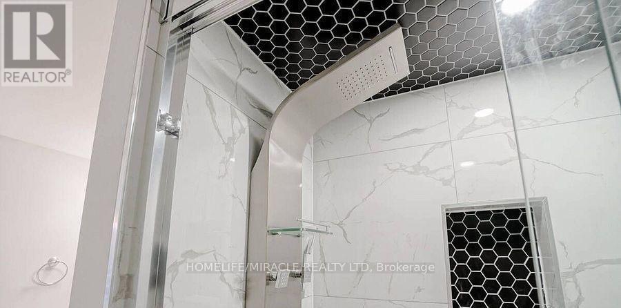 53 Emerald Coast Trail, Brampton, ON - Indoor Photo Showing Bathroom