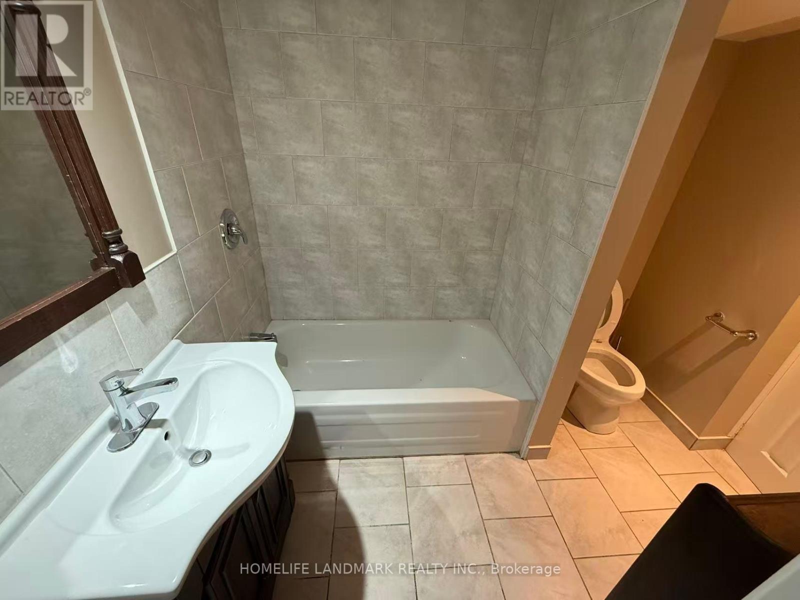 Basemt - 517 Lynett Crescent, Richmond Hill, ON - Indoor Photo Showing Bathroom