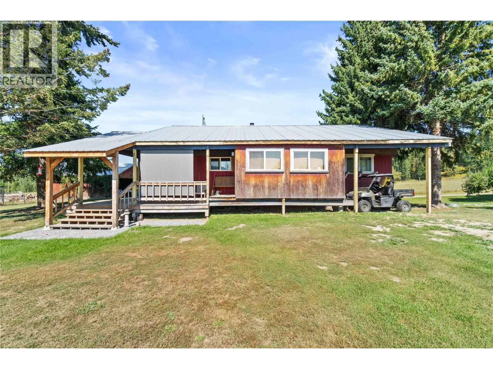 1168 Mallory Road Se, Enderby, BC - Outdoor With Deck Patio Veranda