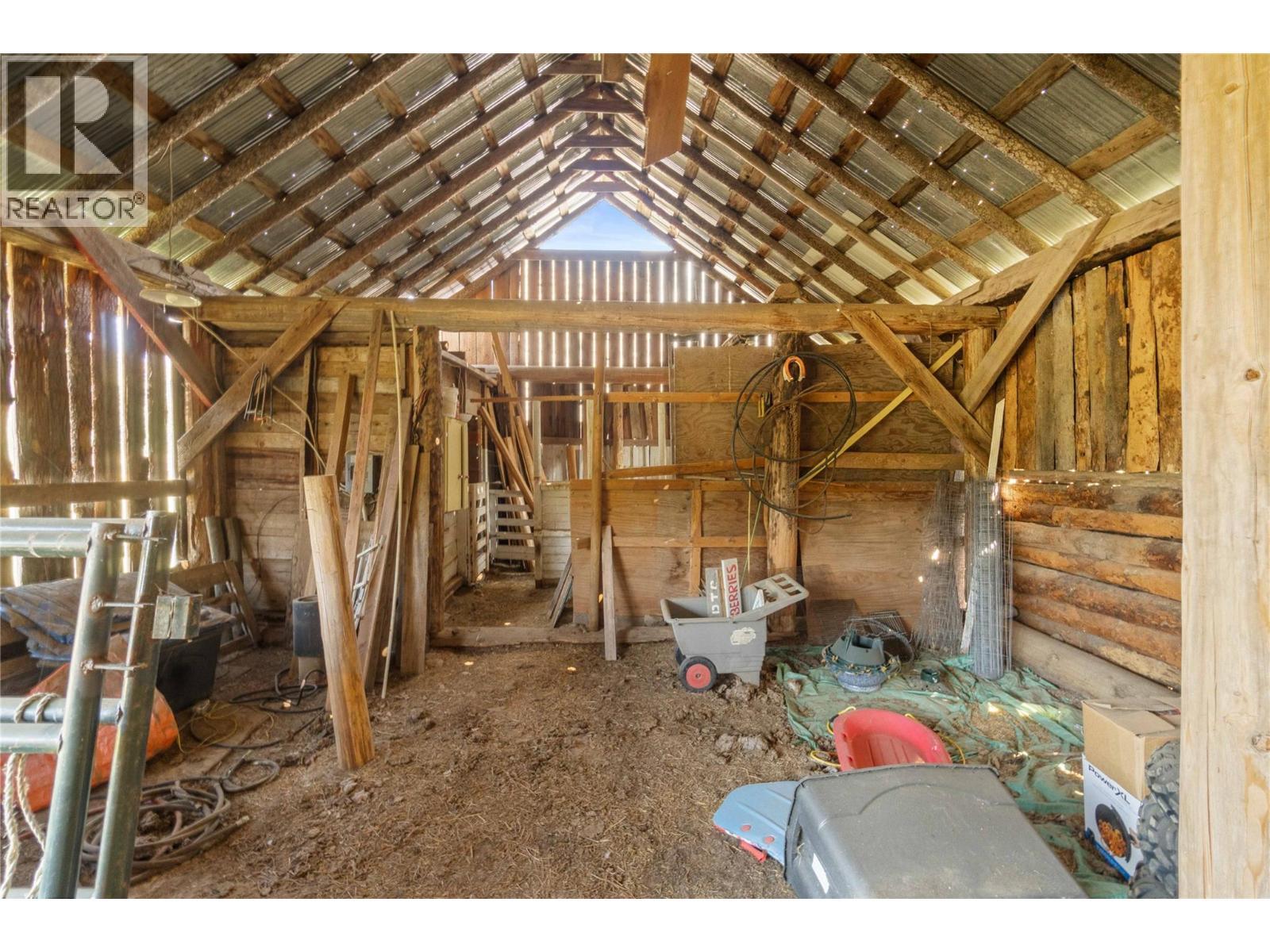 1168 Mallory Road Se, Enderby, BC -