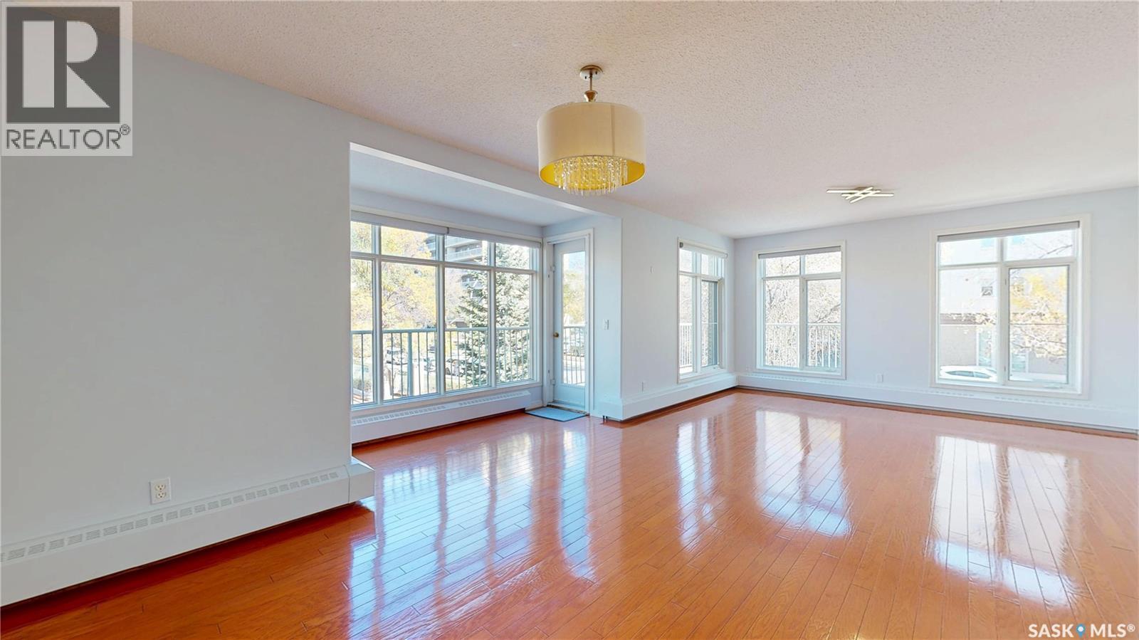 212 2050 College Avenue, Regina, SK - Indoor Photo Showing Other Room