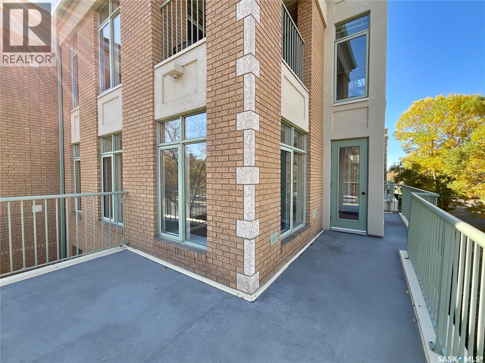 212 2050 College Avenue, Regina, SK - Outdoor With Exterior