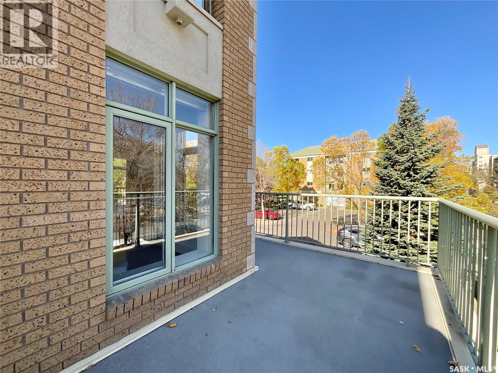 212 2050 College Avenue, Regina, SK - Outdoor With Exterior