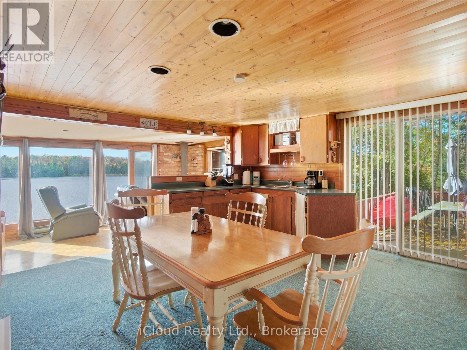 1128 124 Highway, Whitestone, ON - Indoor Photo Showing Dining Room