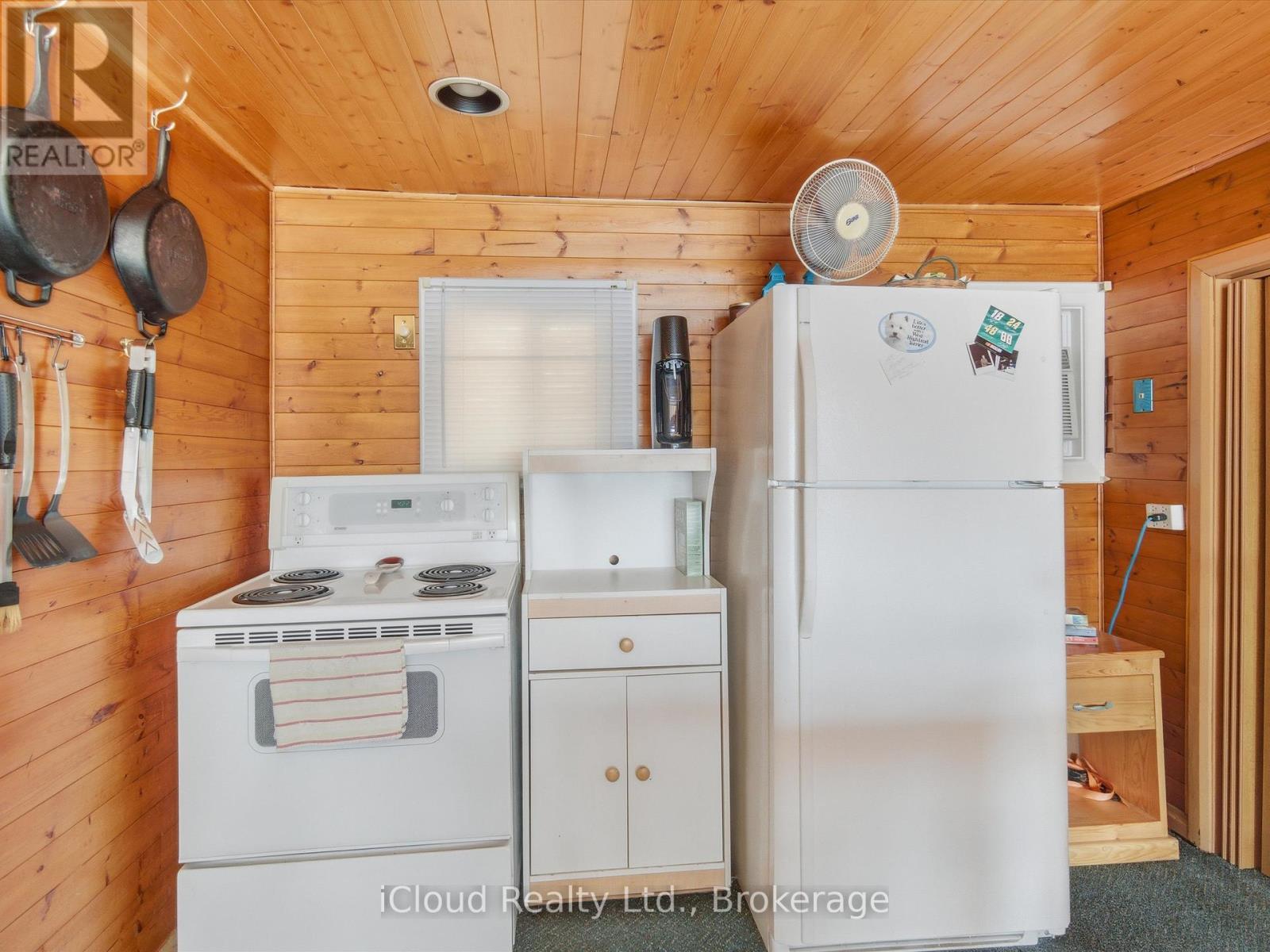 1128 124 Highway, Whitestone, ON - Indoor Photo Showing Kitchen
