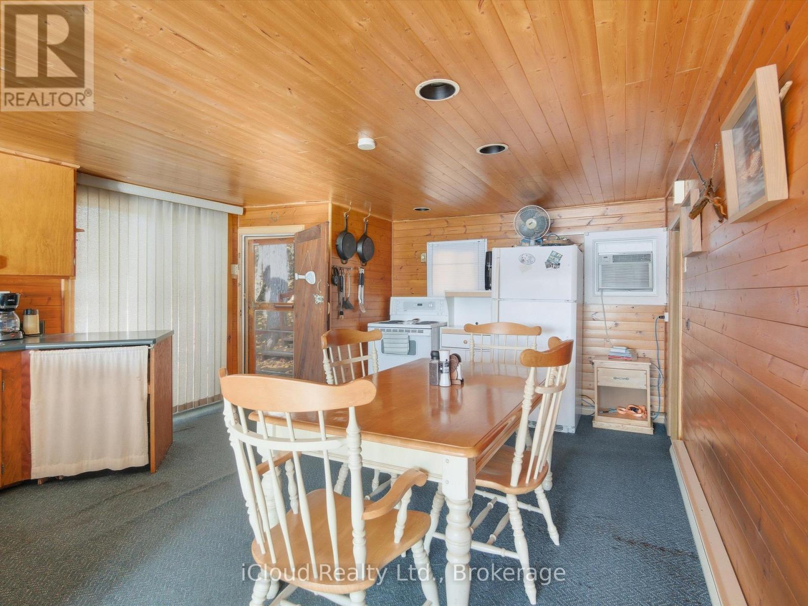 1128 124 Highway, Whitestone, ON - Indoor