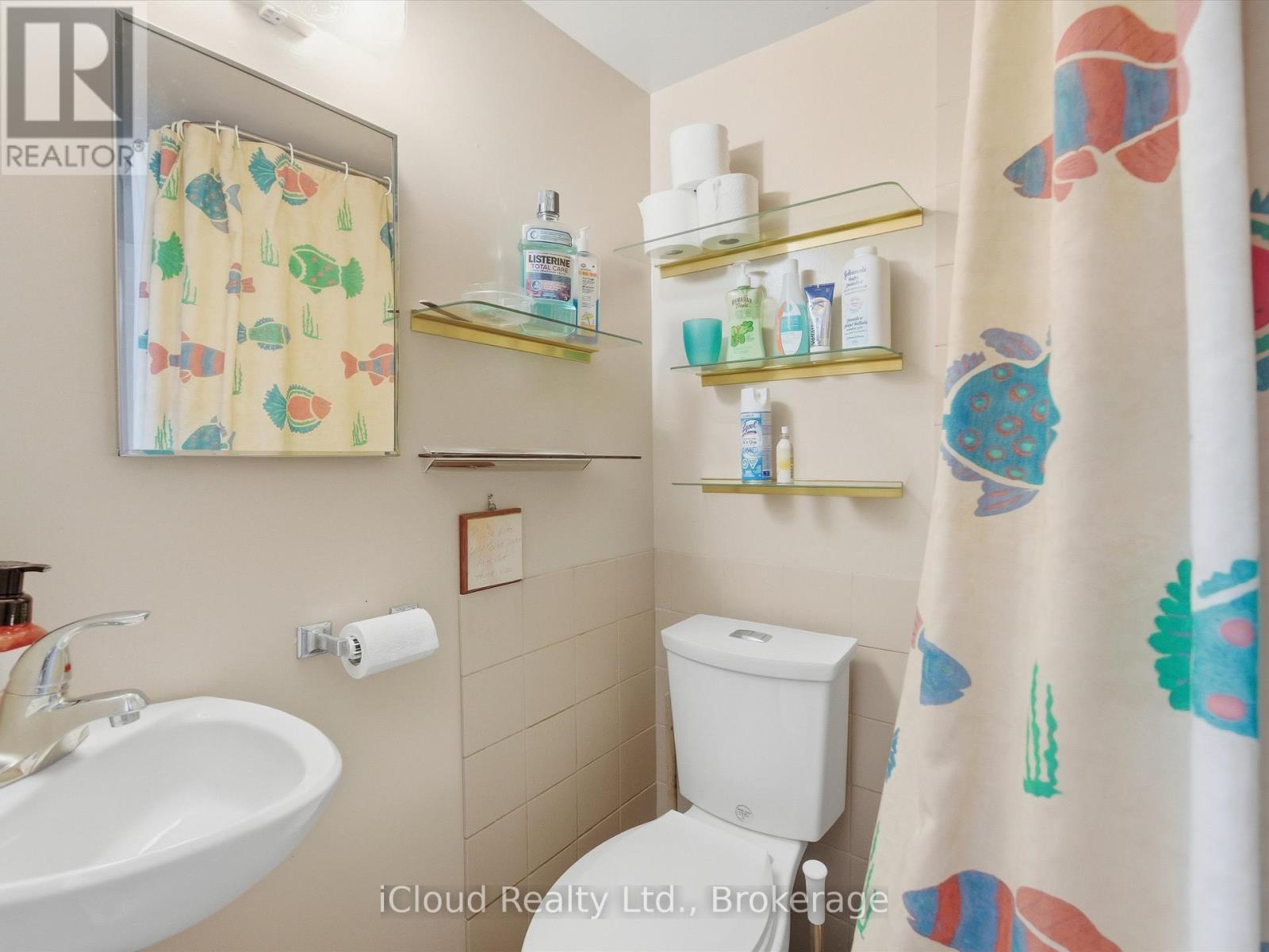 1128 124 Highway, Whitestone, ON - Indoor Photo Showing Bathroom