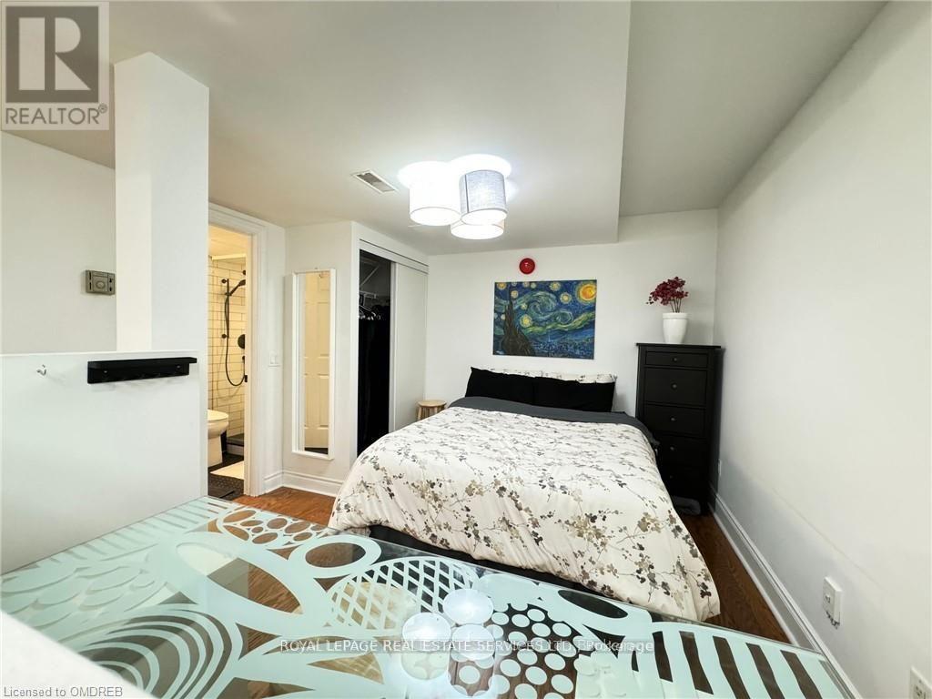 152 - 78 St Patrick Street, Toronto, ON - Indoor Photo Showing Bedroom