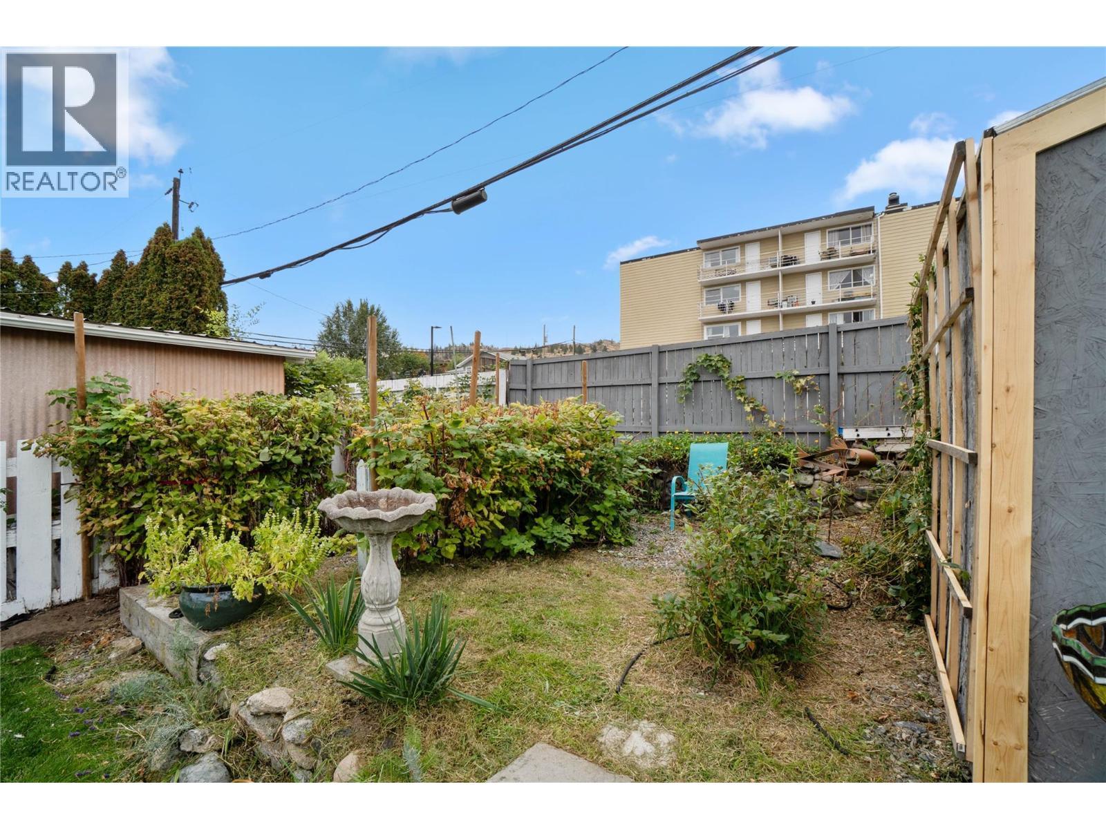 905 Munro Street, Kamloops, BC - Outdoor