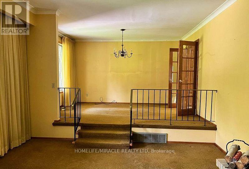 2216 Olde Base Line Road, Caledon, ON - Indoor Photo Showing Other Room