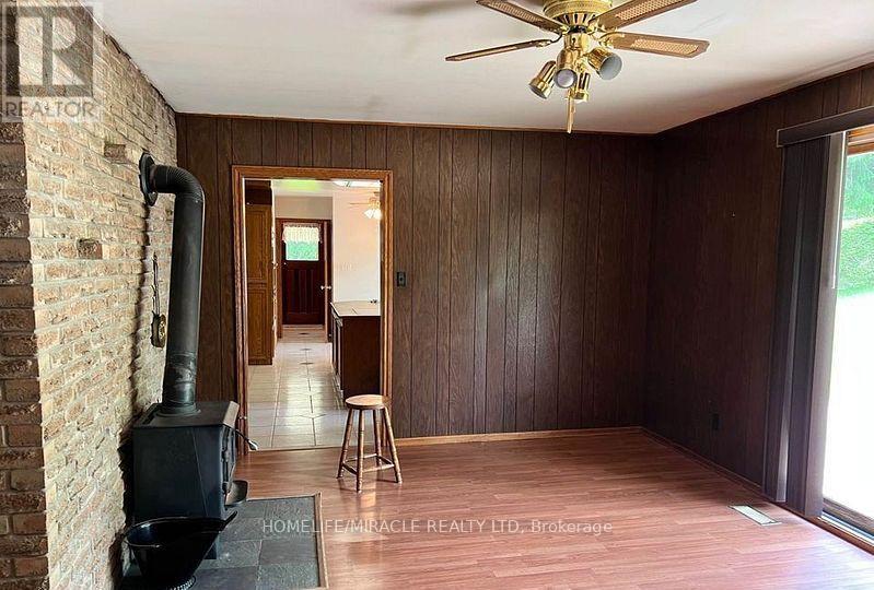 2216 Olde Base Line Road, Caledon, ON - Indoor Photo Showing Other Room