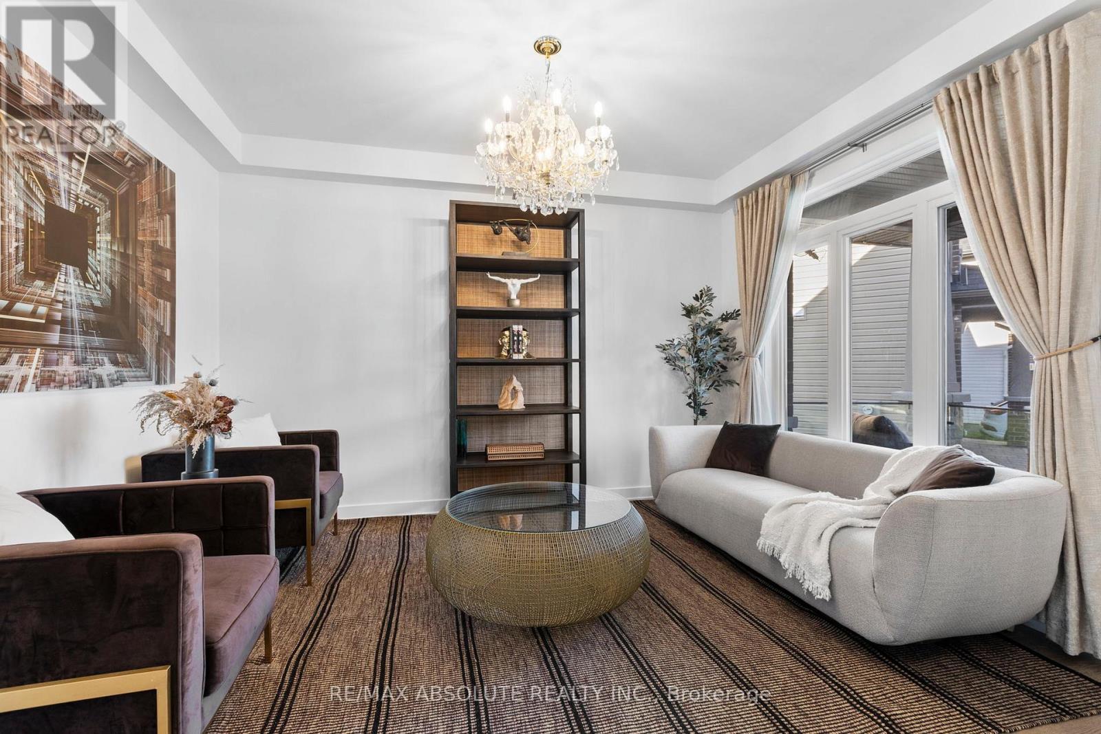 perfect den at the front of the home - 921 Beckton Heights, Ottawa, ON - Indoor