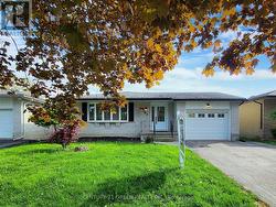 591 DOGWOOD LANE Waterloo, ON N2L 4Y1