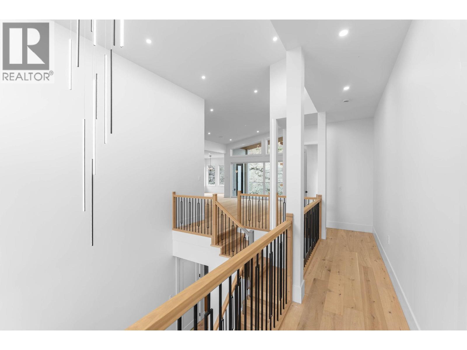 2095 Cortina Drive, Kelowna, BC - Indoor Photo Showing Other Room