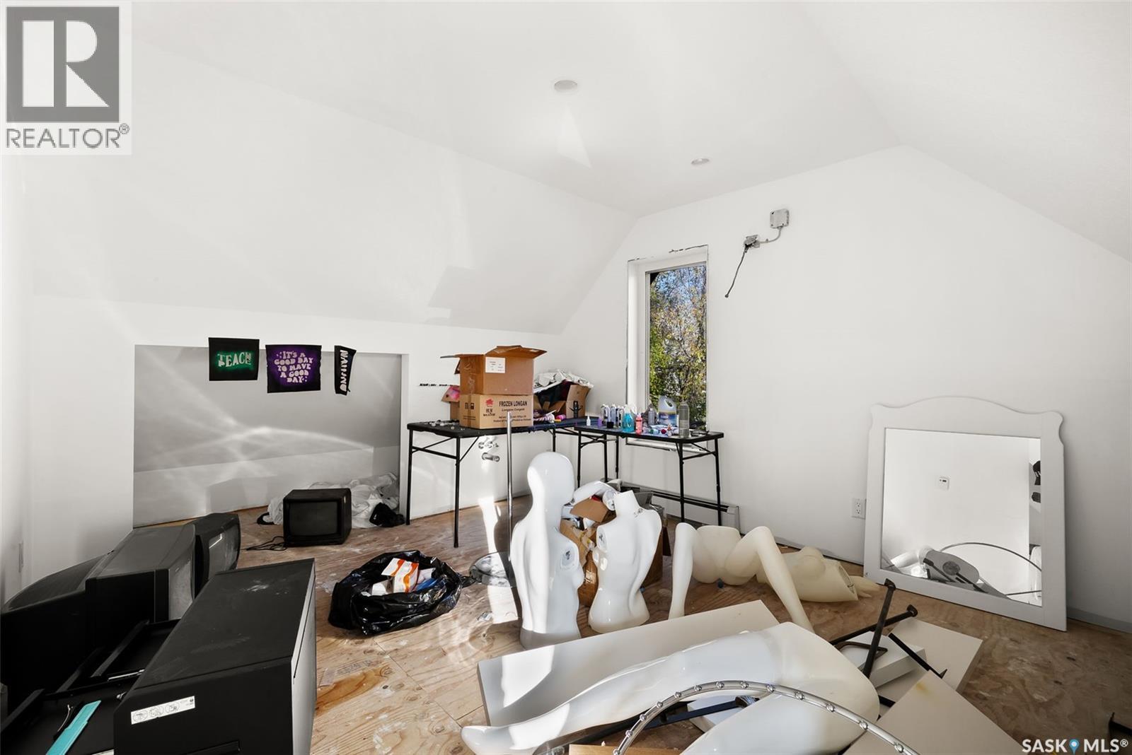 3126 13Th Avenue, Regina, SK