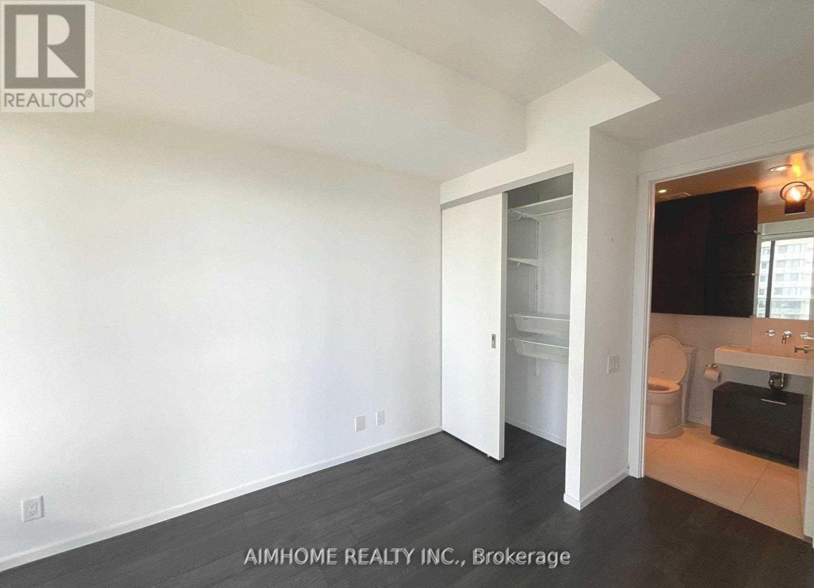 3702 - 5 St Joseph Street, Toronto, ON - Indoor Photo Showing Other Room