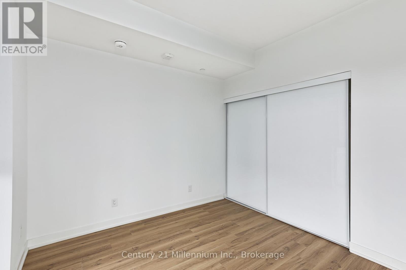 306 - 31 Huron Street, Collingwood, ON - Indoor Photo Showing Other Room