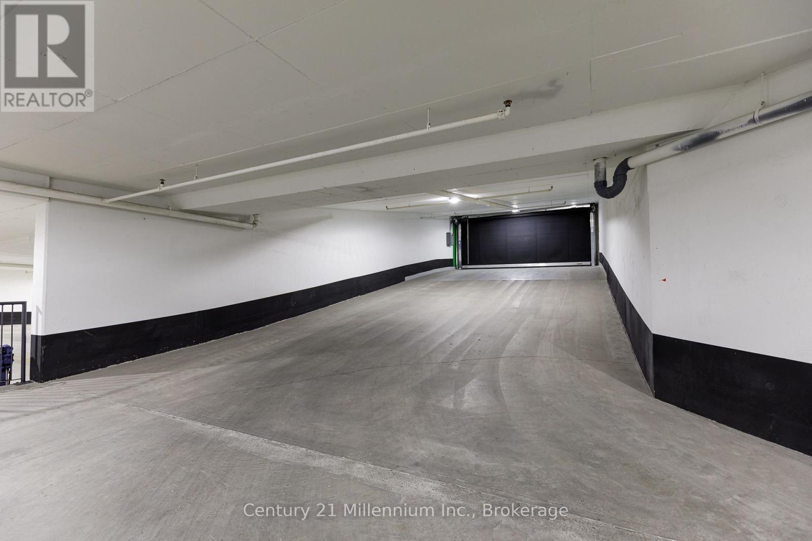 Underground parking - 306 - 31 Huron Street, Collingwood, ON - Indoor