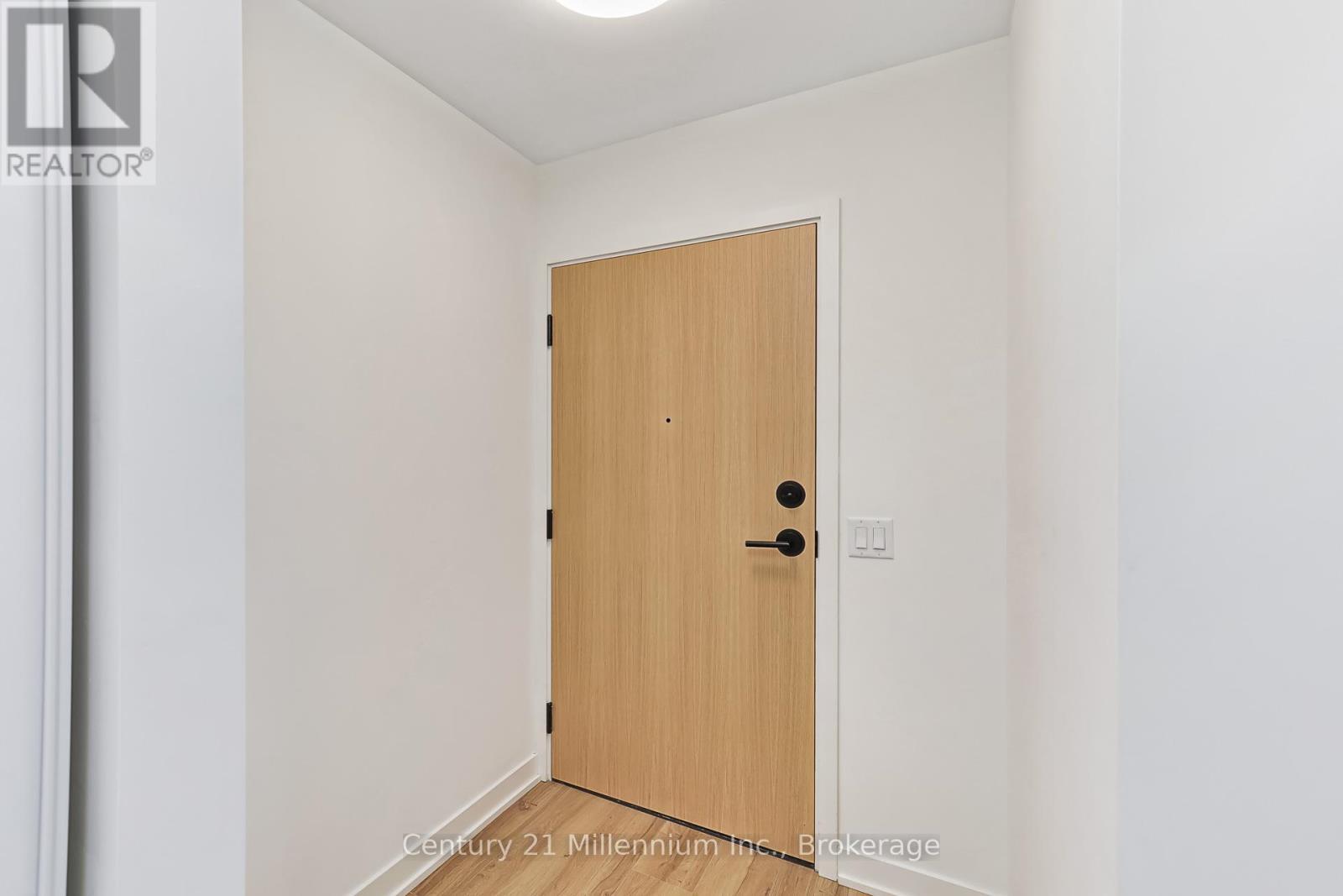 306 - 31 Huron Street, Collingwood, ON - Indoor Photo Showing Other Room