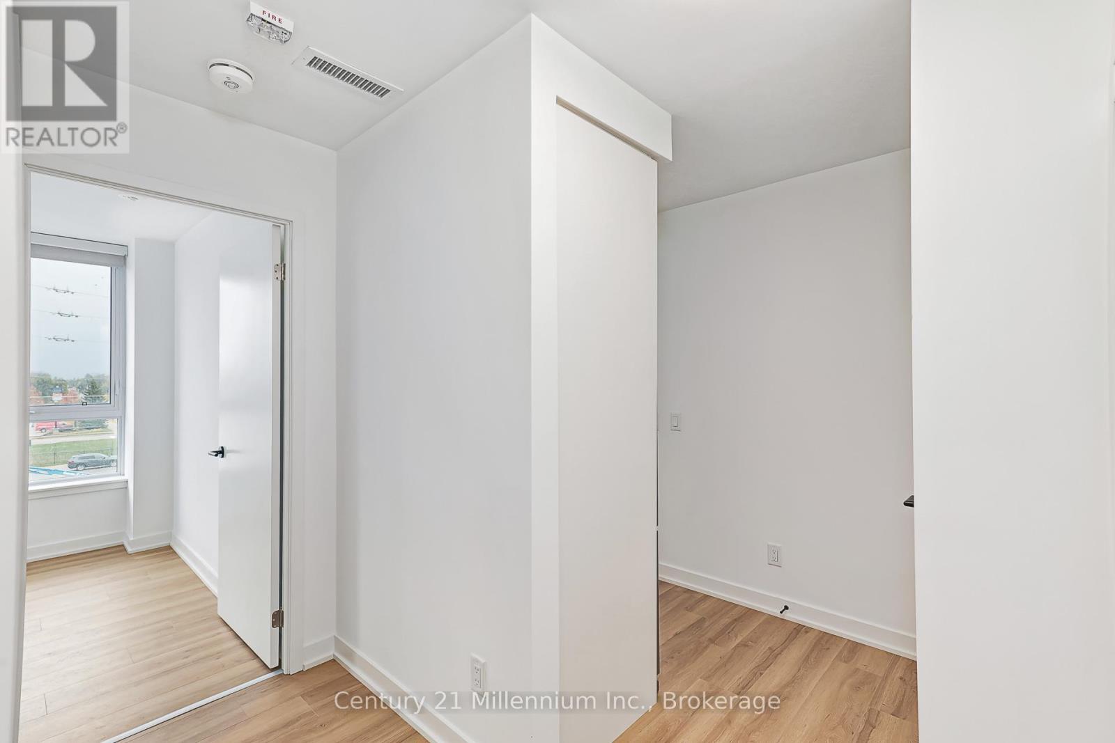 306 - 31 Huron Street, Collingwood, ON - Indoor Photo Showing Other Room