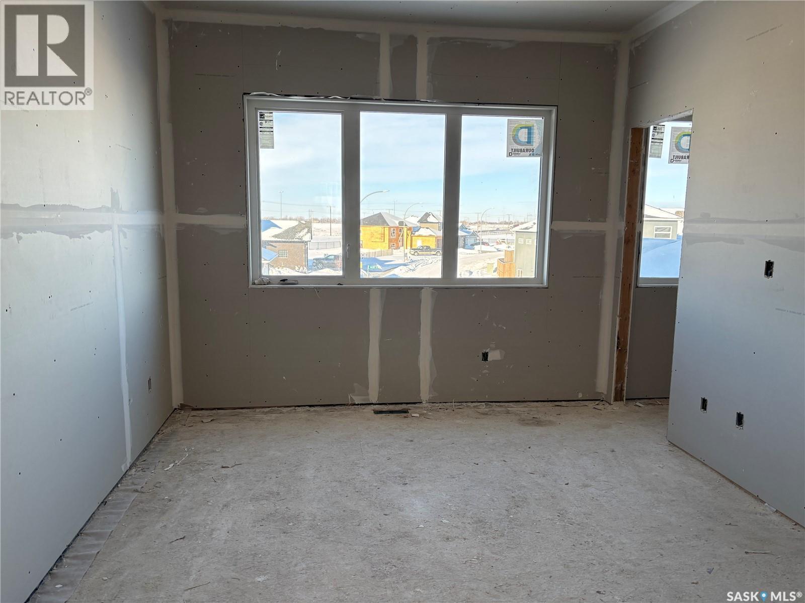 442 Kinloch Crescent, Saskatoon, SK - Indoor Photo Showing Other Room