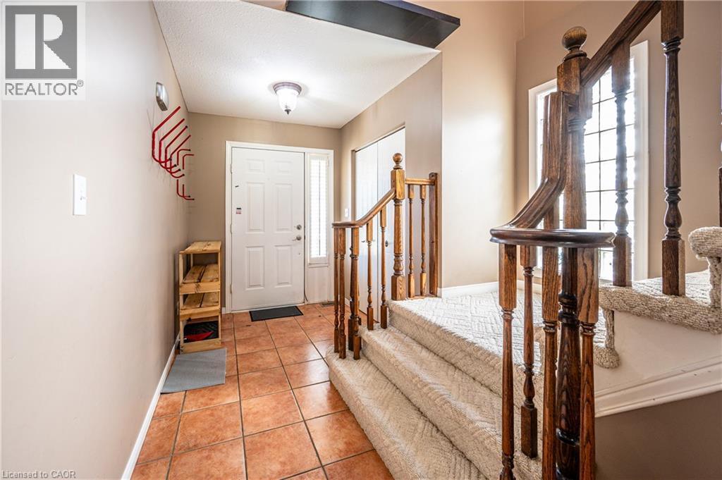 646 Basswood Street Unit# A, Waterloo, ON - Indoor Photo Showing Other Room