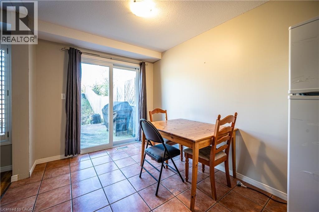 646 Basswood Street Unit# A, Waterloo, ON - Indoor Photo Showing Dining Room