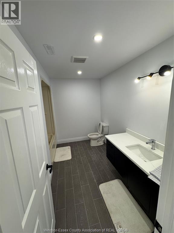 1930 Corbi Lane, Tecumseh, ON - Indoor