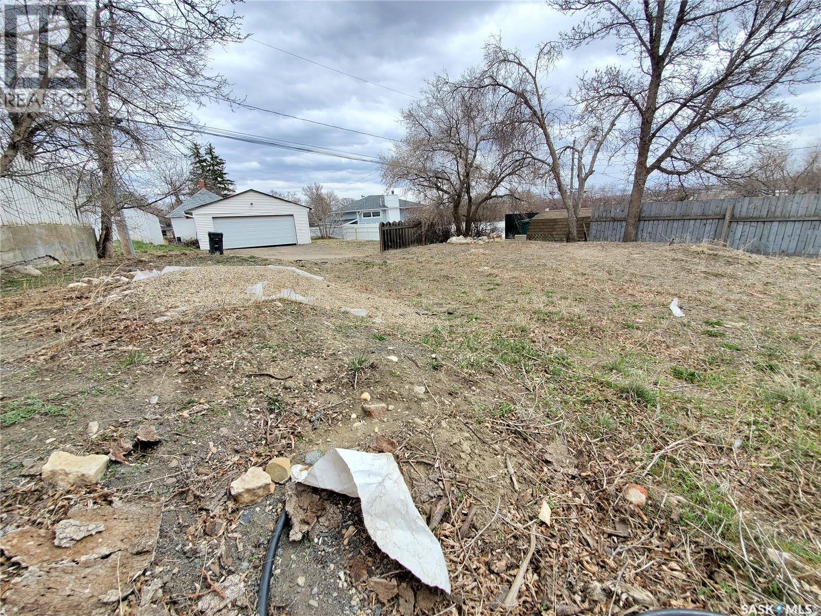 311 10Th Avenue Nw, Swift Current, SK