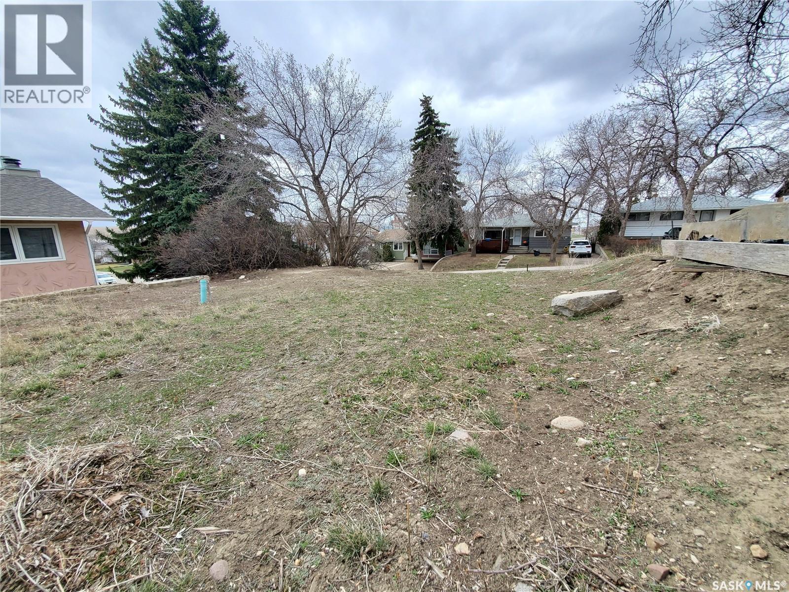 311 10Th Avenue Nw, Swift Current, SK