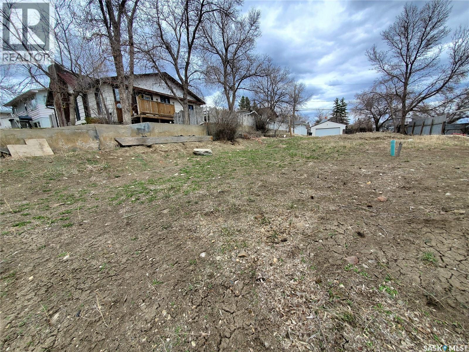 311 10Th Avenue Nw, Swift Current, SK