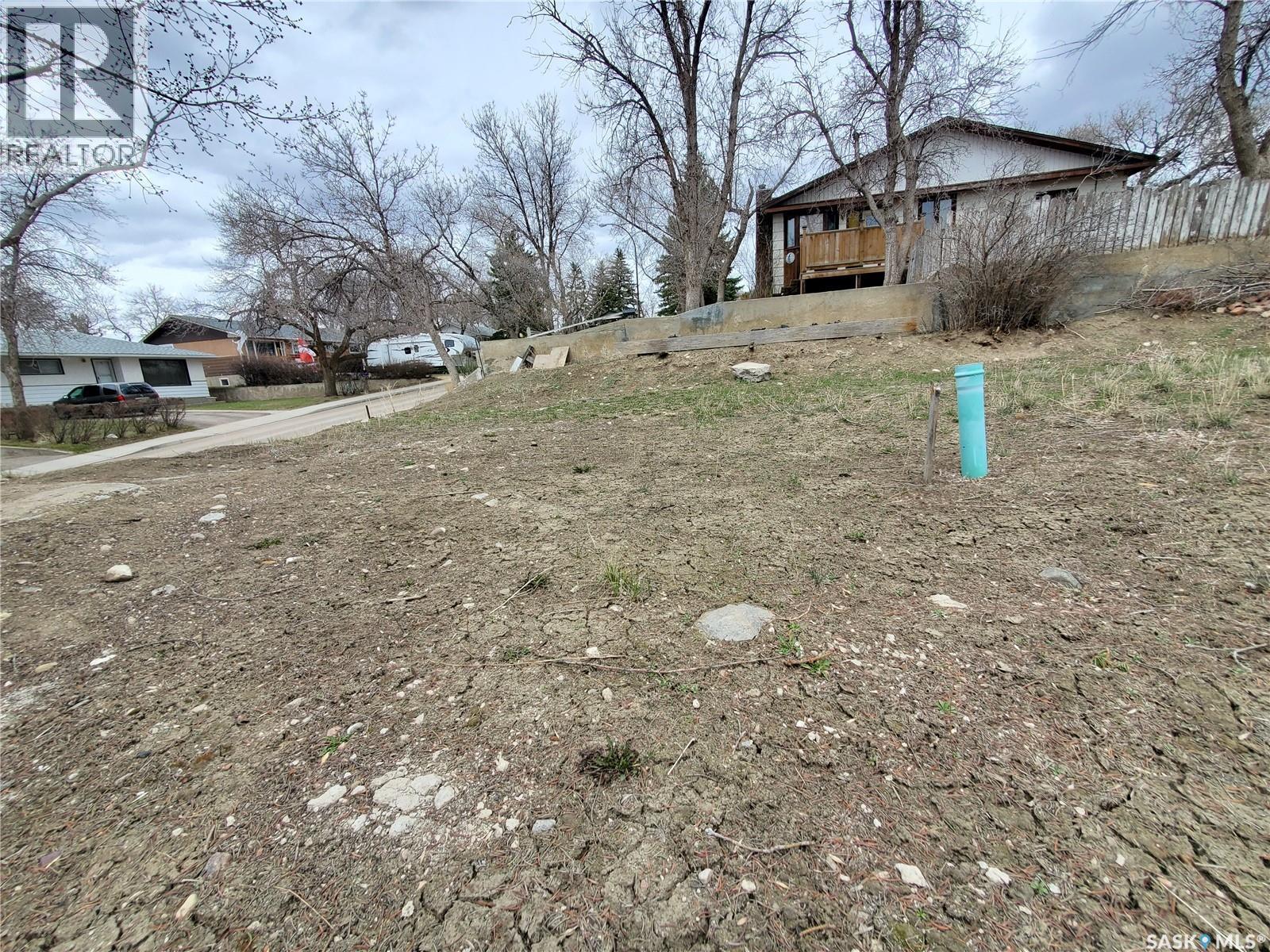 311 10Th Avenue Nw, Swift Current, SK