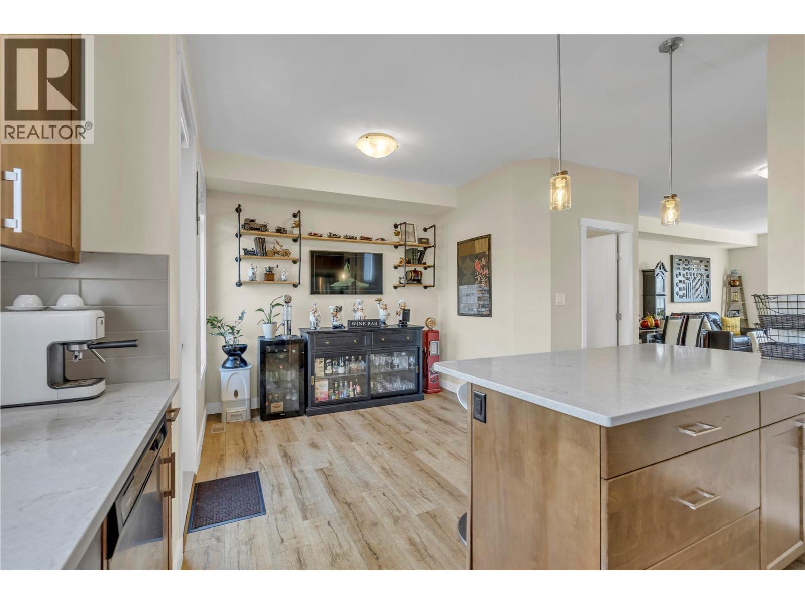 1115 Holden Road Unit# 133, Penticton, BC - Indoor Photo Showing Kitchen